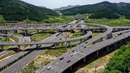 濟(jì)南二環(huán)南路東延工程榮獲“魯班獎(jiǎng)”，鑄就城市交通新典范